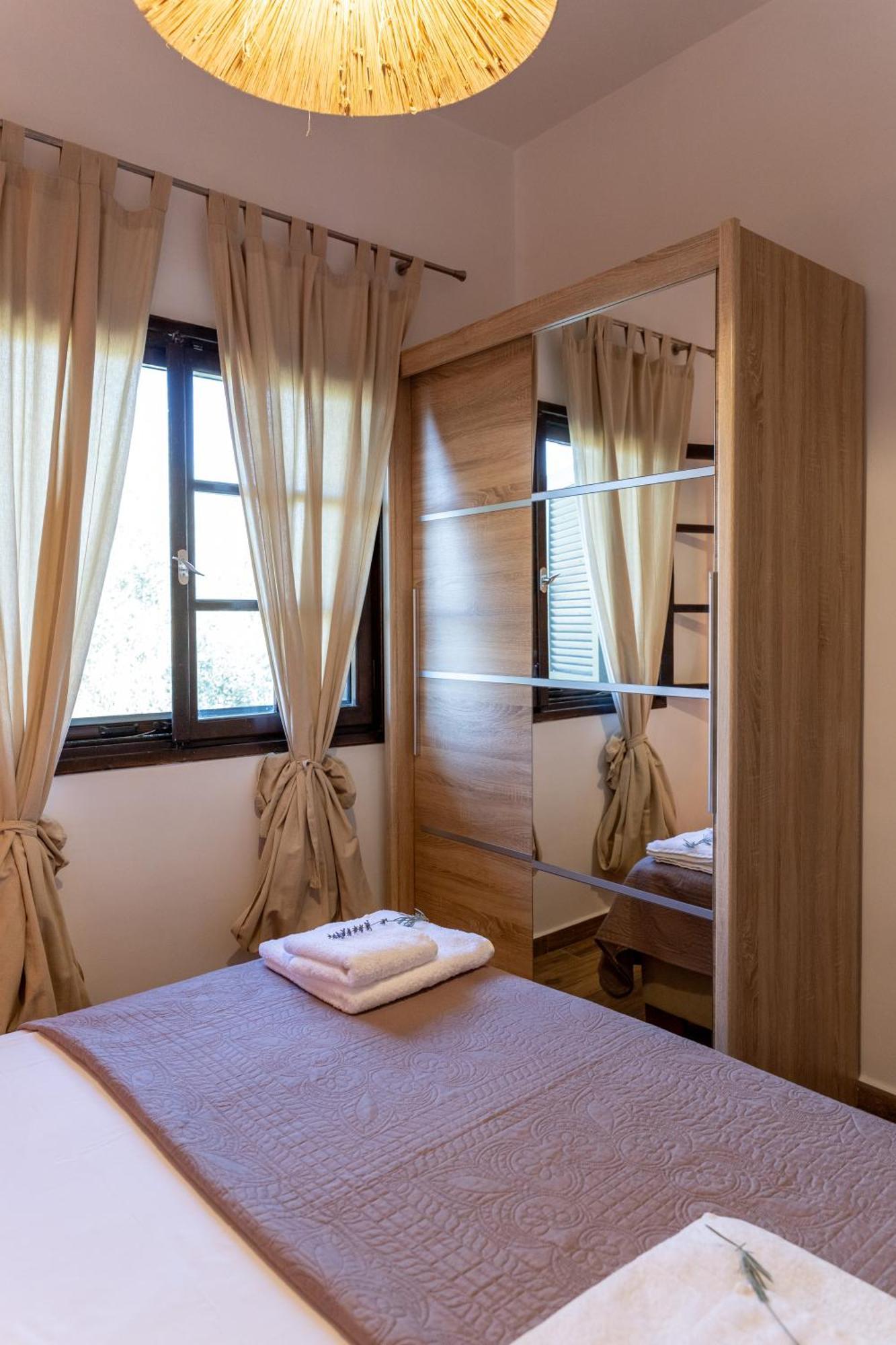 Villa Joy Ормос Пангиас Екстериор снимка