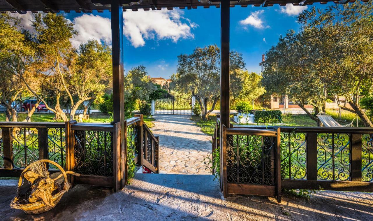 Villa Joy Ормос Пангиас Екстериор снимка